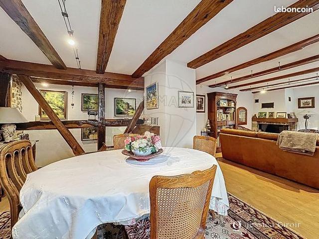 Maison 6 pièces 141 m²