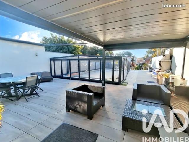 Propriété 6 pièces 141 m²