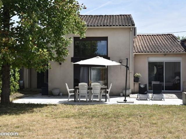 Maison 6 pièces 141 m²