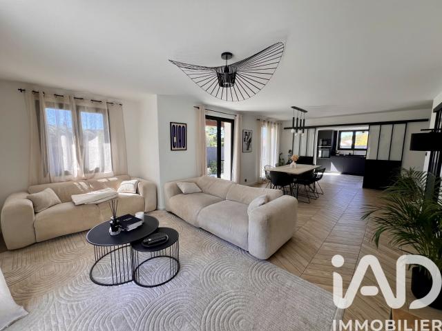 Maison 6 pièces 141 m²