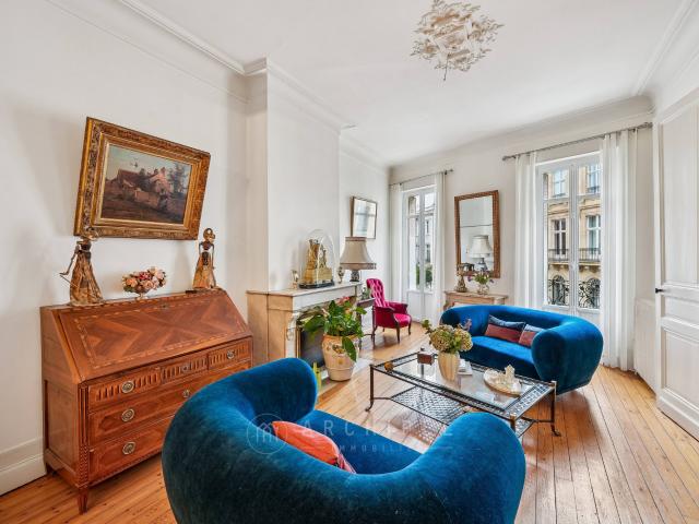 Appartement 6 pièces 141 m²