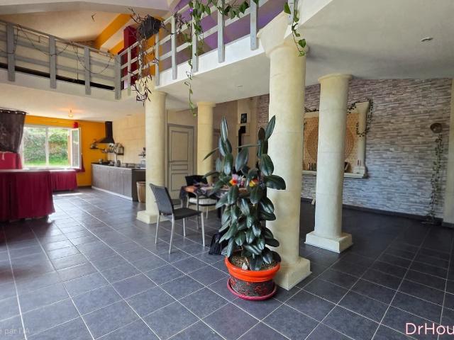 Maison 6 pièces 141 m²