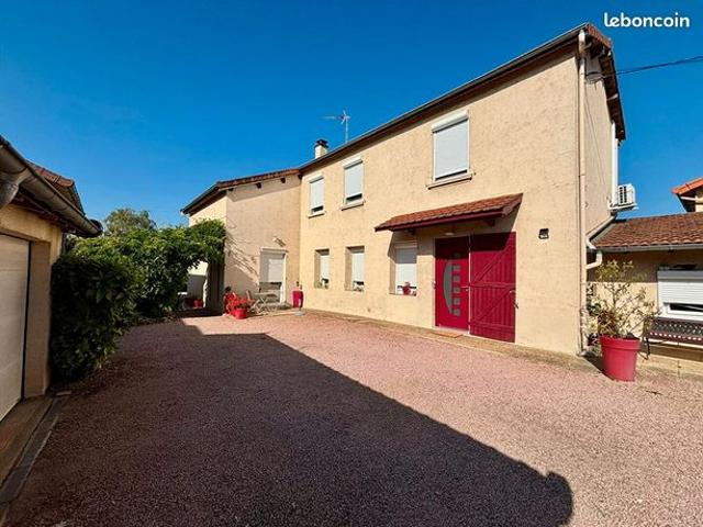 Maison 6 pièces 141 m²