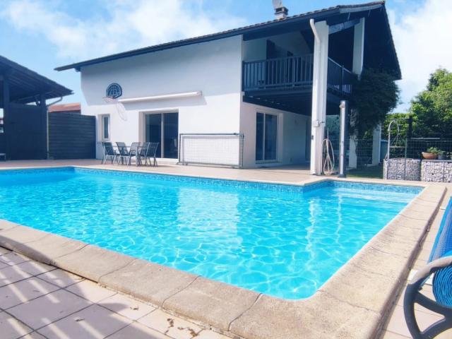 Maison 6 pièces 141 m²