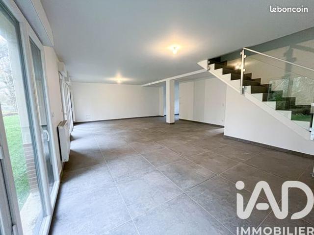 Maison 6 pièces 141 m²