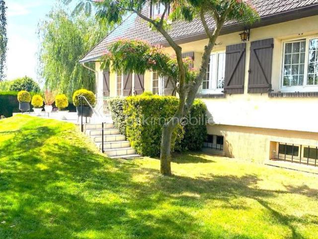 Maison 6 pièces 141 m²