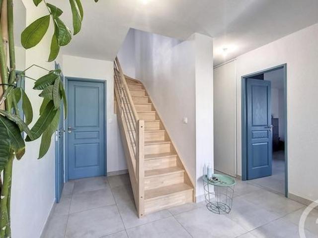 Maison 6 pièces, 141 m² à louer à Jouy le Potier 45370
