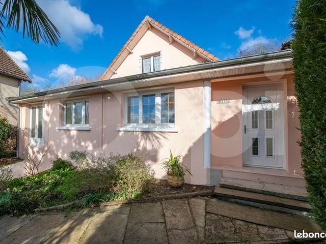 Maison 6 pièces 142 m²