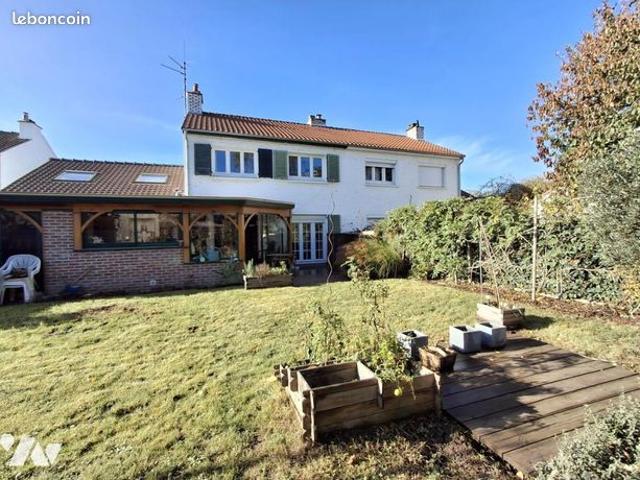 Maison 6 pièces 142 m²
