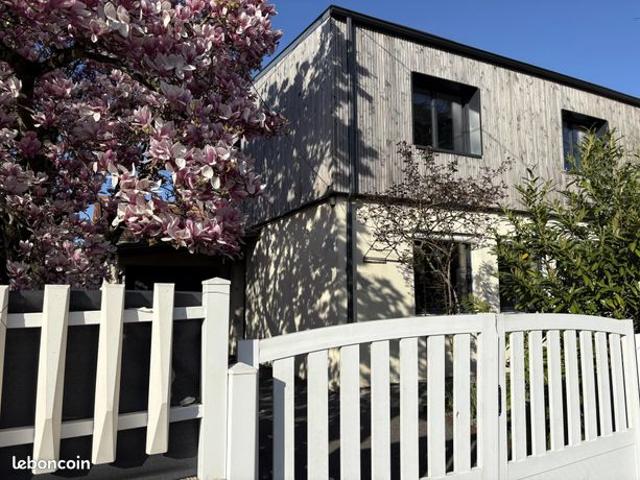 Maison 6 pièces 142 m²