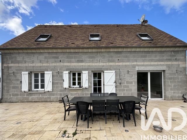 Maison 6 pièces 142 m²