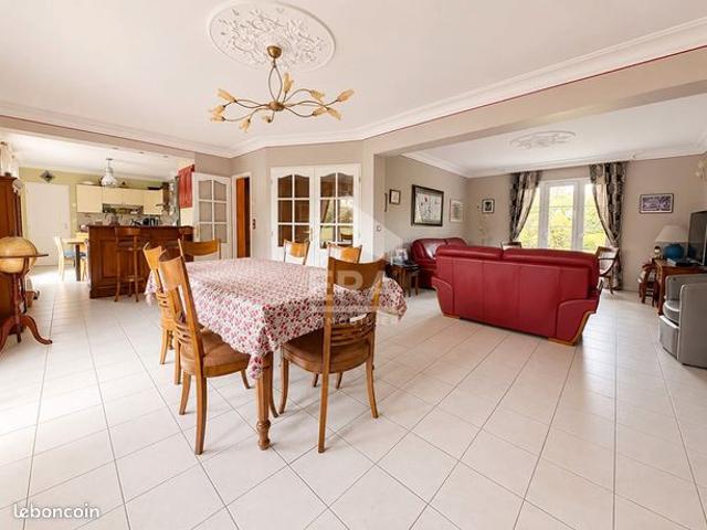 Maison 6 pièces 142 m²