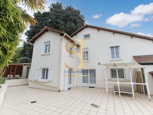 Maison 6 pièces 142 m²