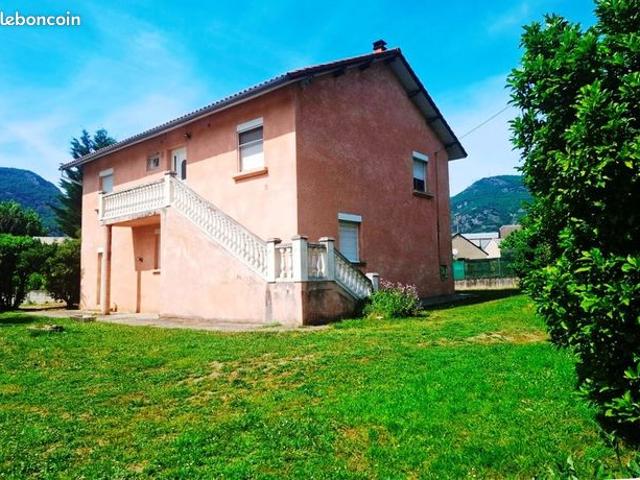 Maison 6 pièces 142 m²