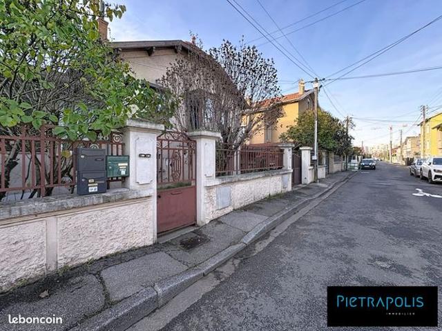 Maison 6 pièces 142 m²