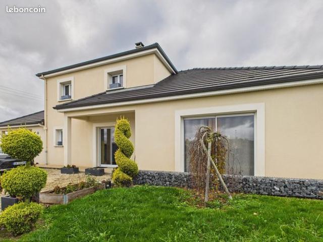 Maison 6 pièces 142 m²