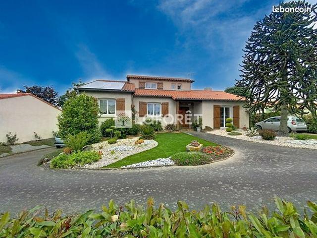 Maison 6 pièces 142 m²