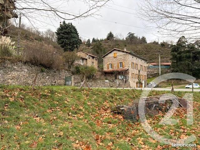 Maison 6 pièces 142 m²