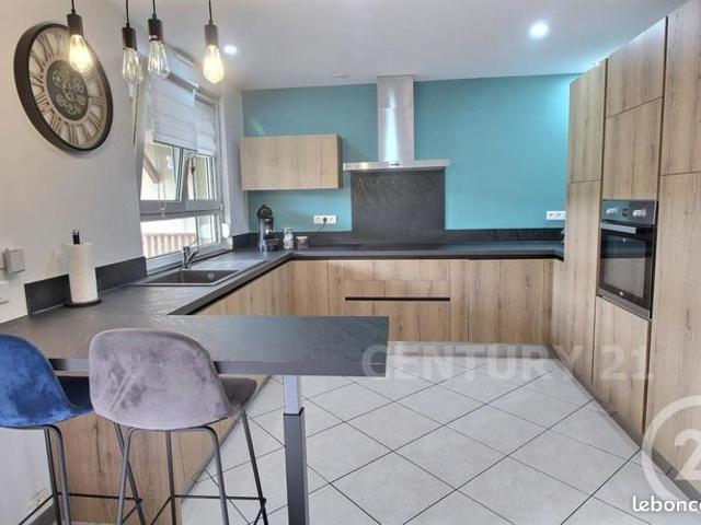 Maison 6 pièces 142 m²