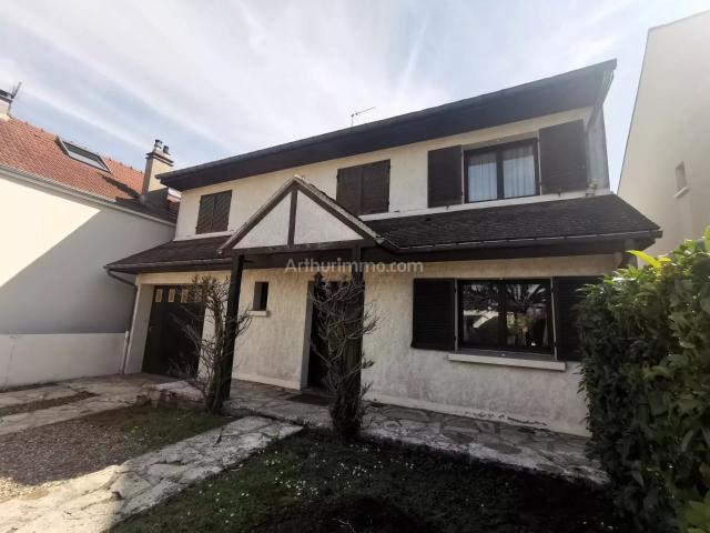 Maison 6 pièces 142 m²
