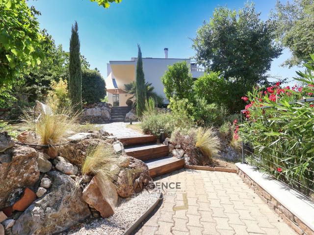 Maison 6 pièces 142 m²