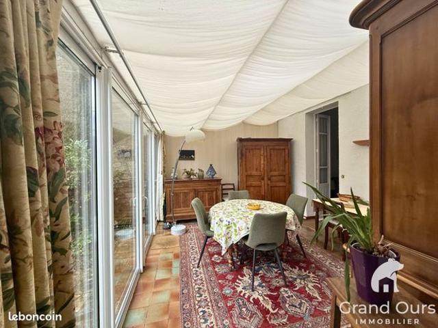 Maison 6 pièces 142 m²