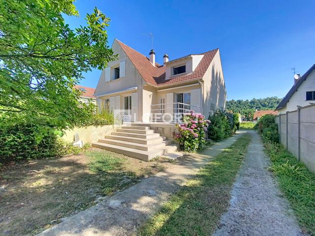 Maison 6 pièces 142 m²