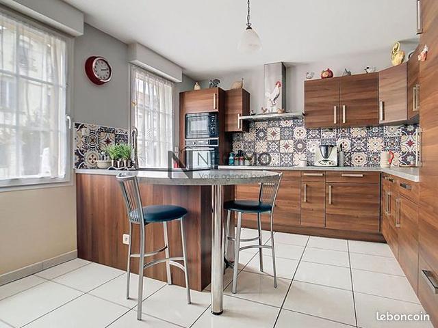 Maison 6 pièces 142 m²
