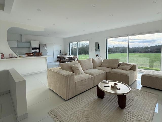 Maison 6 pièces 142 m²