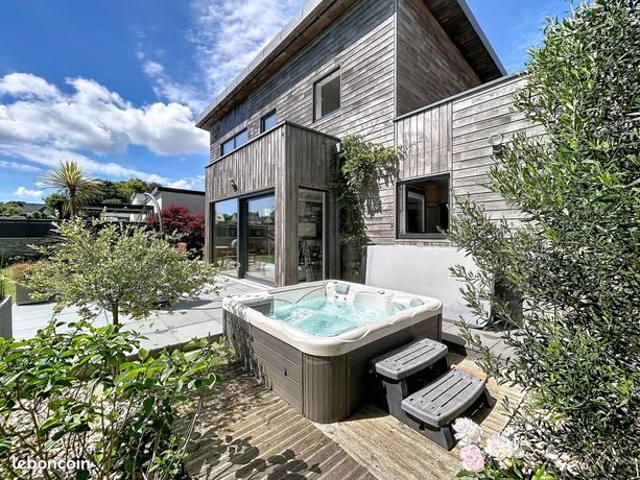 Maison 6 pièces 142 m²