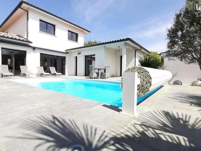 Maison 6 pièces 142 m²