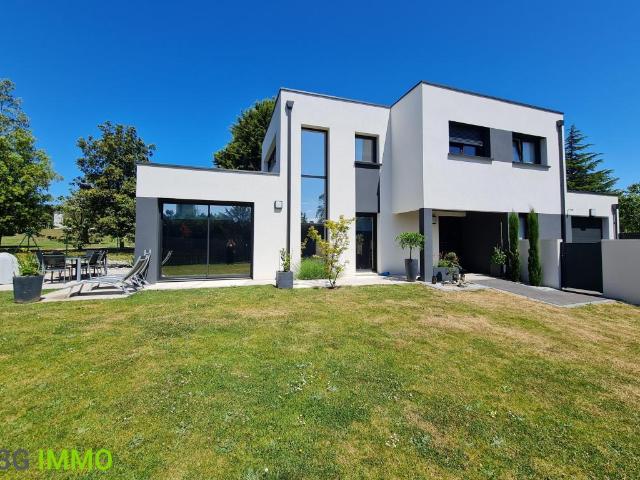 Maison 6 pièces 142 m²
