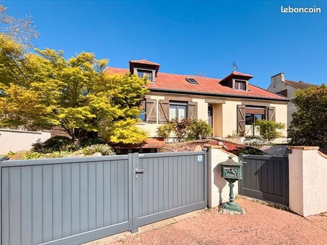 Maison 6 pièces 142 m²