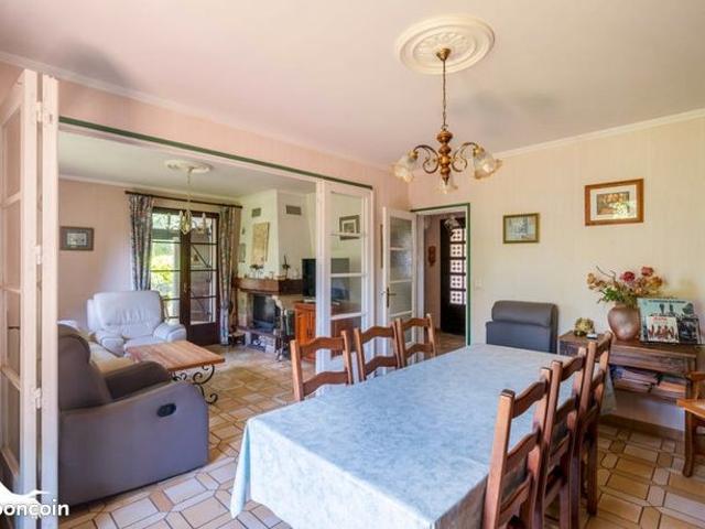 Maison 6 pièces 142 m²