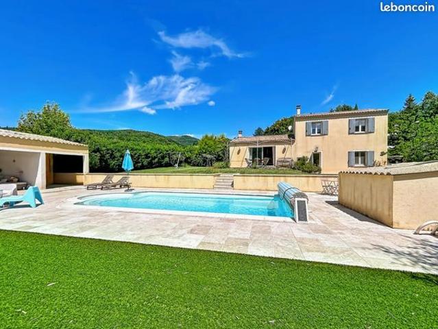 Maison 6 pièces 142 m²