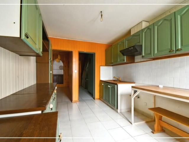 Maison 6 pièces, 142 m² à louer à Châteaumeillant 18370