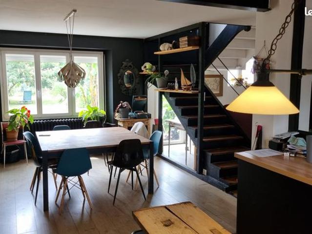 Maison 6 Pièces 142 M² Le Bono