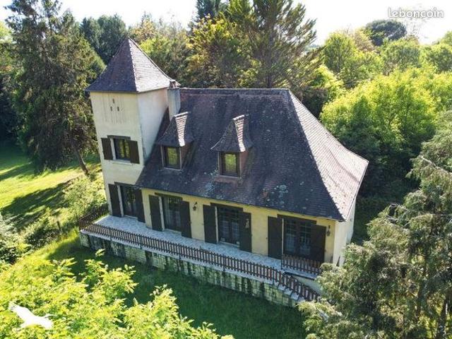 Maison 6 pièces 143 m²