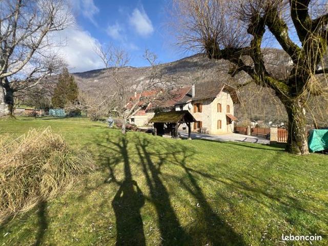Maison 6 pièces 143 m²