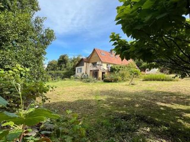 Maison 6 pièces 143 m²