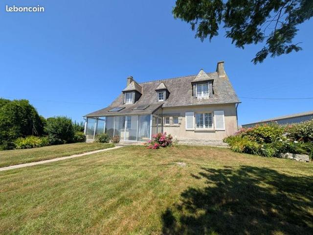 Maison 6 pièces 143 m²