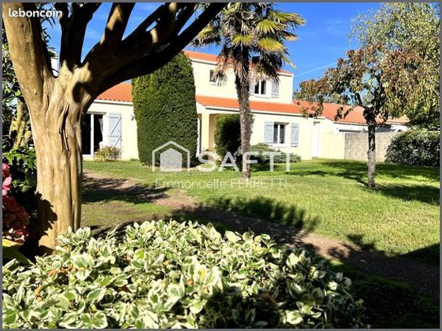 Maison 6 pièces 143 m²