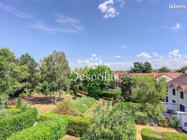 Maison 6 pièces 143 m²