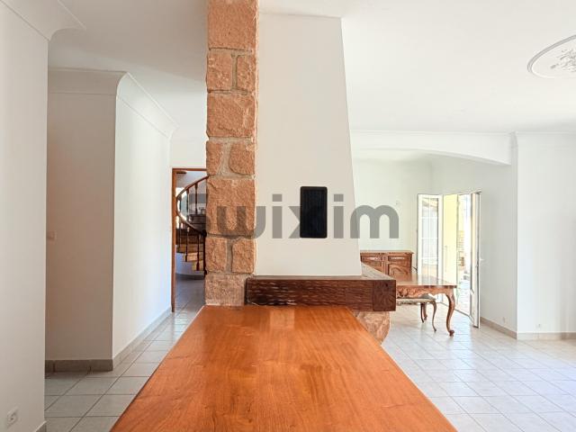 Maison 6 pièces 143 m²