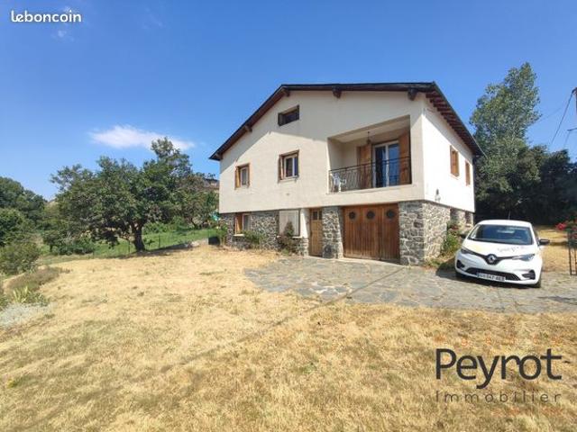 Maison 6 pièces 143 m²