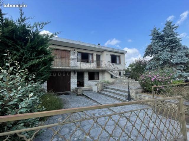 Maison 6 pièces 143 m²