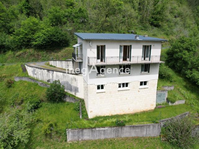 Maison 6 pièces 143 m²