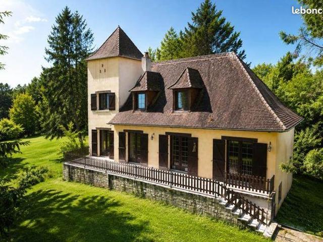 Maison 6 pièces 143 m²