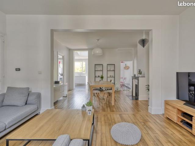 Maison 6 pièces 143 m²