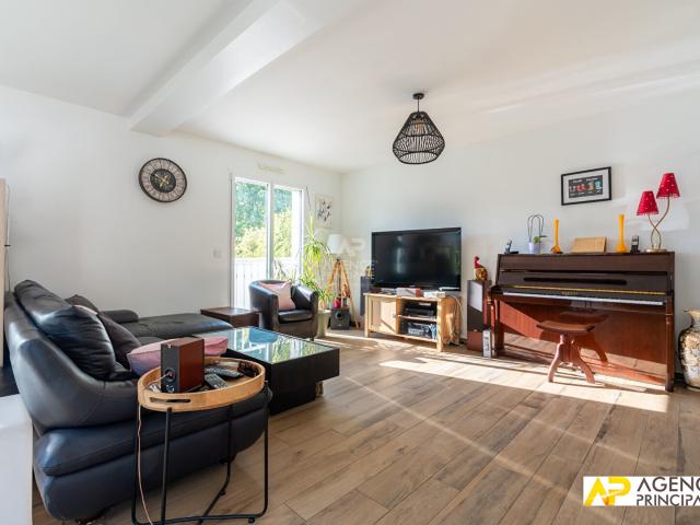 Maison 6 pièces 143 m²
